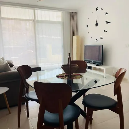 Puesta Del Sol En Playa Arena