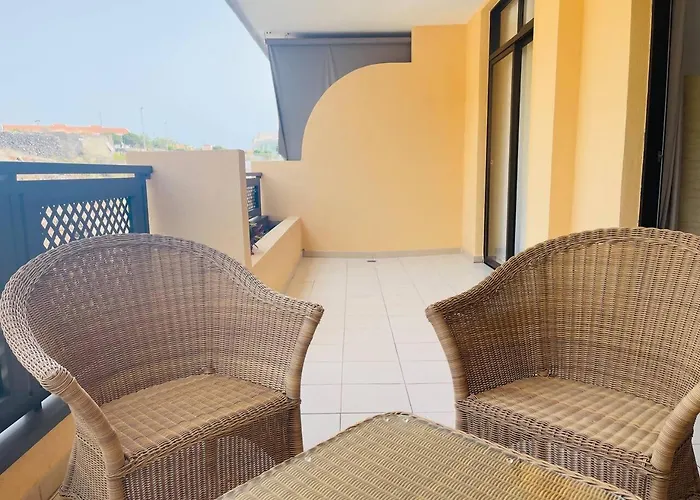 Puesta Del Sol En Playa Arena *